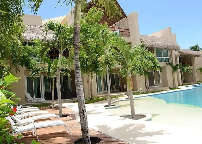 Coral Maya 4*