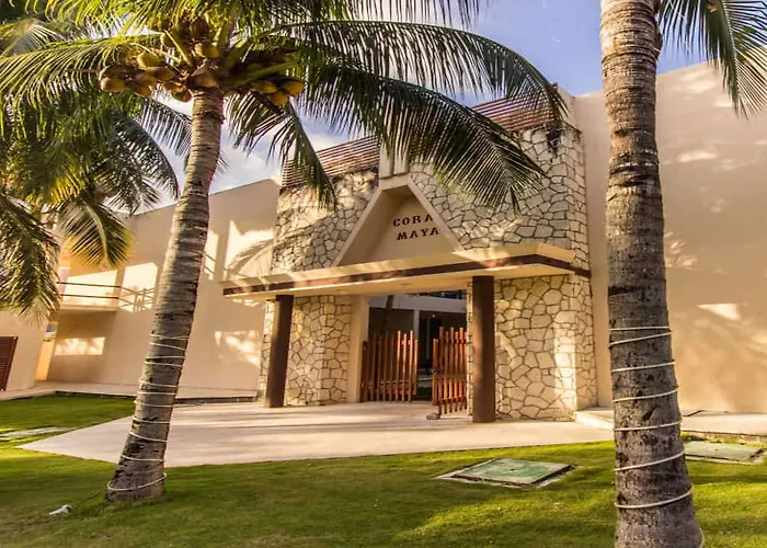 Coral Maya 4*